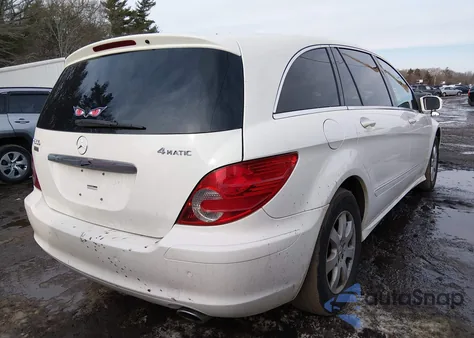 2007 Mercedes-Benz R 350 4Matic z USA, uszkodzony, nr VIN 4JGCB65E07A040464